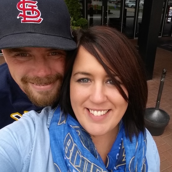 Meet your Posher, Sara - Picture 2 of 4